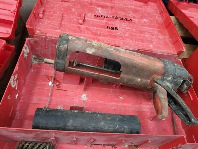 4x HILTI MD2000 Resin Gun - 3