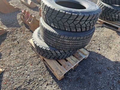 6 x Remould Truck Tyres - 3