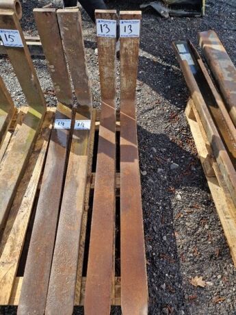 1x Set of Pallet Forks