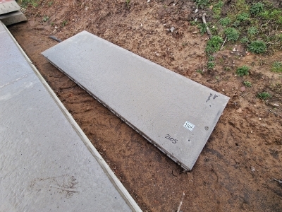 1x Reinforced Concrete Panels