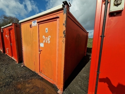 16ft x 9ft Jack Leg Anti Vandal Site Toilet Block - 2