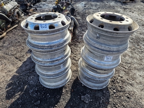 8 x Alloy 10 Stud Wheel Rims 