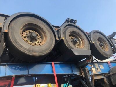 2006 Dennison Triaxle Sliding Skeletal Trailer - 5