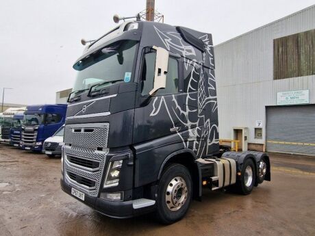 2017 Volvo FH16 750 Globetrotter Rear Lift Tractor Unit