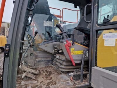 2018 Volvo ECR145EL Excavator - 23