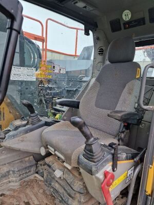 2018 Volvo ECR145EL Excavator - 25