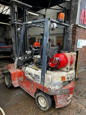 Nissan 15 Gas Fork Lift Truck