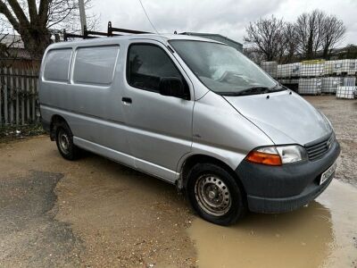 2005 Toyota Hiace 280 GS SWB Van