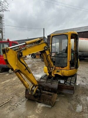 2005 Komatsu PC20R-8 Mini Digger - 2