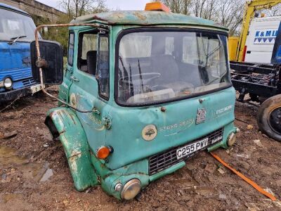 1986 Bedford TK Cab