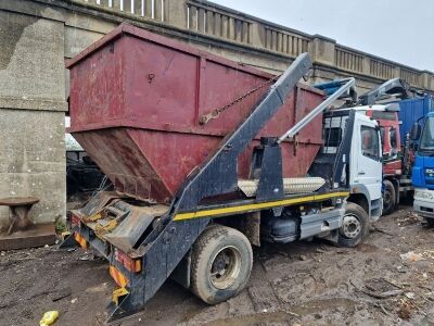 2011 Mercedes 1524 4x2 Telescopic Skip Loader - 3