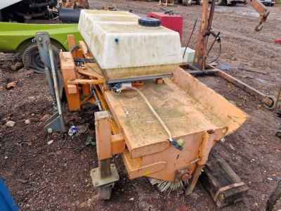 Bemo Robust 3 Hydraulic Sweeper Attachment - 3