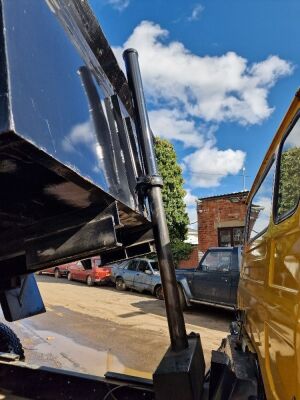 1967 Ford D750 Series 4x2 Dropside Tipper - 12