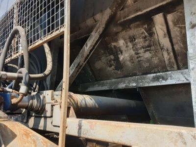 2000 United Triaxle Ejector Trailer  - 3