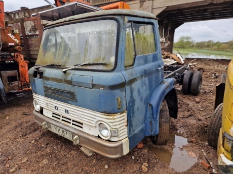 1970 Ford D Series Chassis Cab