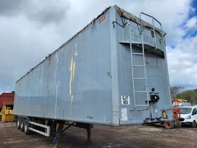 2010 Kraker Triaxle Walking Floor Trailer - 2