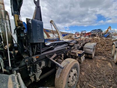 2001 Volvo FM12 8x4 Hook Loader - 3