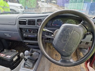 2001 Toyota Hilux 2.4 Turbo Crew Cab Pick Up - 11