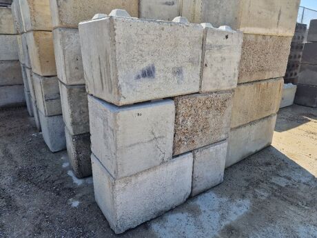 6x Concrete Lego Blocks