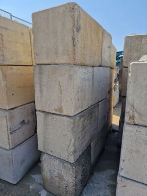 8x Concrete Lego Blocks