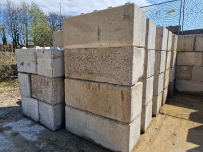 4x Concrete Lego Blocks