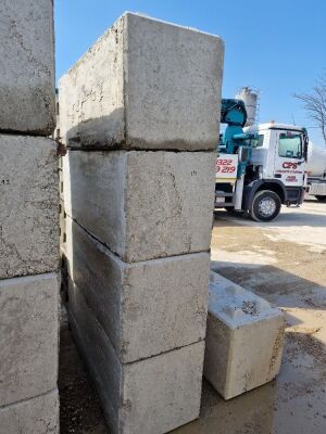 4x Concrete Lego Blocks - 3