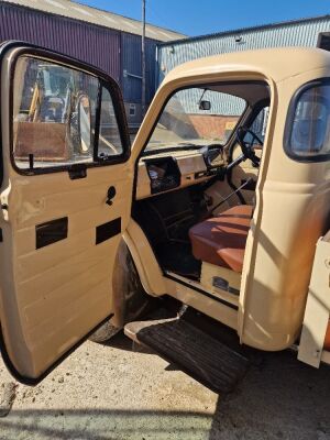 1963 Bedford J2 1.5 ton Dropside Pick Up  - 12