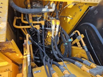 2005 JCB JS180 LC Excavator - 16