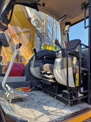 2005 JCB JS180 LC Excavator - 22
