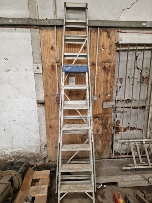 Aluminium Ladders, Step Ladders & Youngman Boards