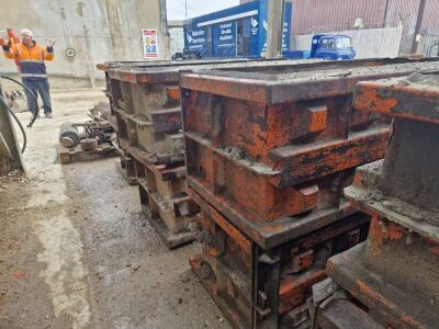 2 x Betonblock 150 x 60 x 60cm Concrete Lego Block Mould With Divider - 5