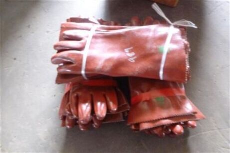 18 Pairs of Long PVC Gloves 