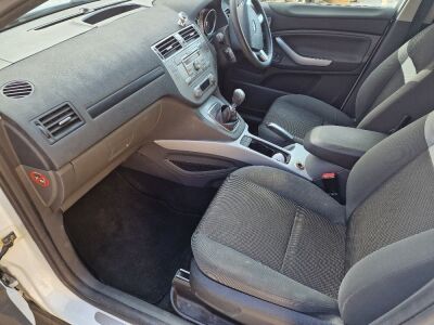 2010 Ford Kuga Zetec TDCI 140 SUV - 17