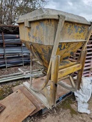 Conquip Upright Concrete Hooper