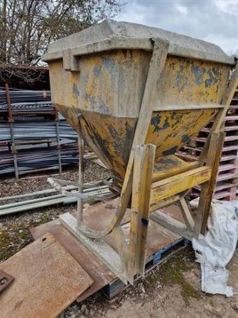 Conquip Upright Concrete Hooper