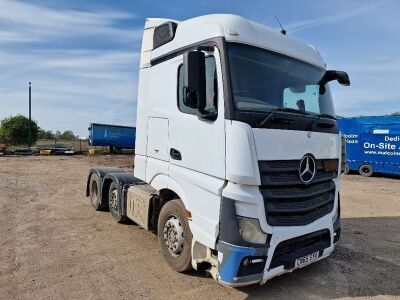 2015 Mercedes Actros 6x2 Mid Lift Tractor Unit