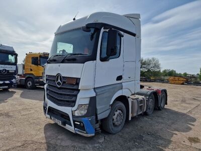 2015 Mercedes Actros 6x2 Mid Lift Tractor Unit - 2
