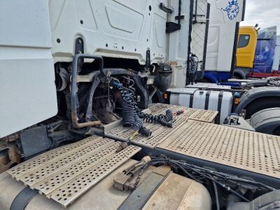 2015 Mercedes Actros 6x2 Mid Lift Tractor Unit - 22