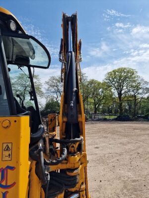 2018 JCB 3CX 14MFWM Backhoe - 11