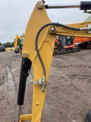 2018 CAT 301.7D CR Excavator  - 9