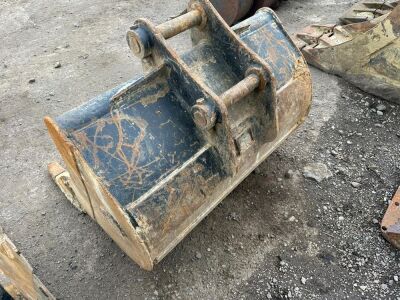 3ft Strickland Digging Bucket 50 mm pins  - 3