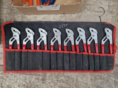 8 Sets of Pump Pliers