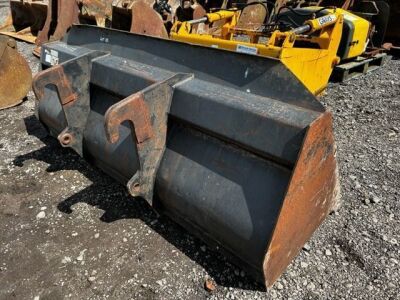 7ft 6" Case Wheeled Loader Bucket - 2