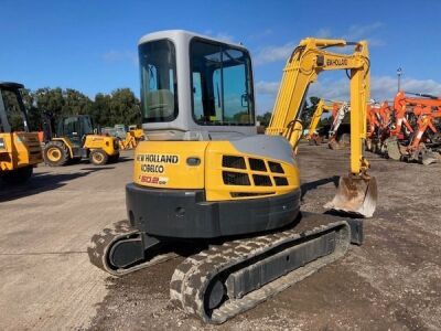 2008 New Holland E50 2C Mini Digger - 3