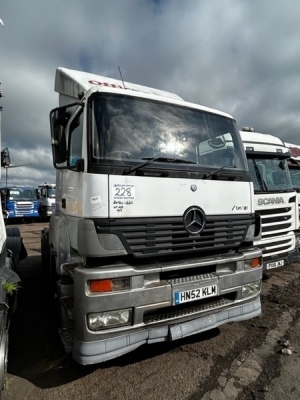 2002 Mercedes Axor 1840 4x2 Tractor Unit - 3