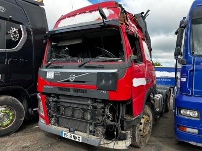 2018 Volvo FM 6x2 Mini Midlift Tractor Unit