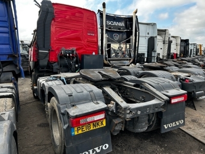 2018 Volvo FM 6x2 Mini Midlift Tractor Unit - 7