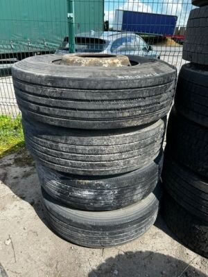 4x 315/80 Tyres & Rims