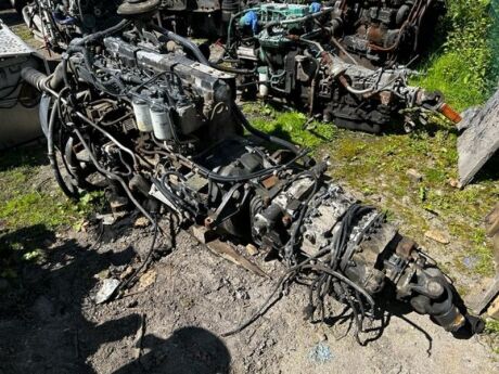 MAN 6cyl Engine & Gearbox