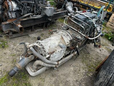 Volvo 6cyl Engine & Gearbox